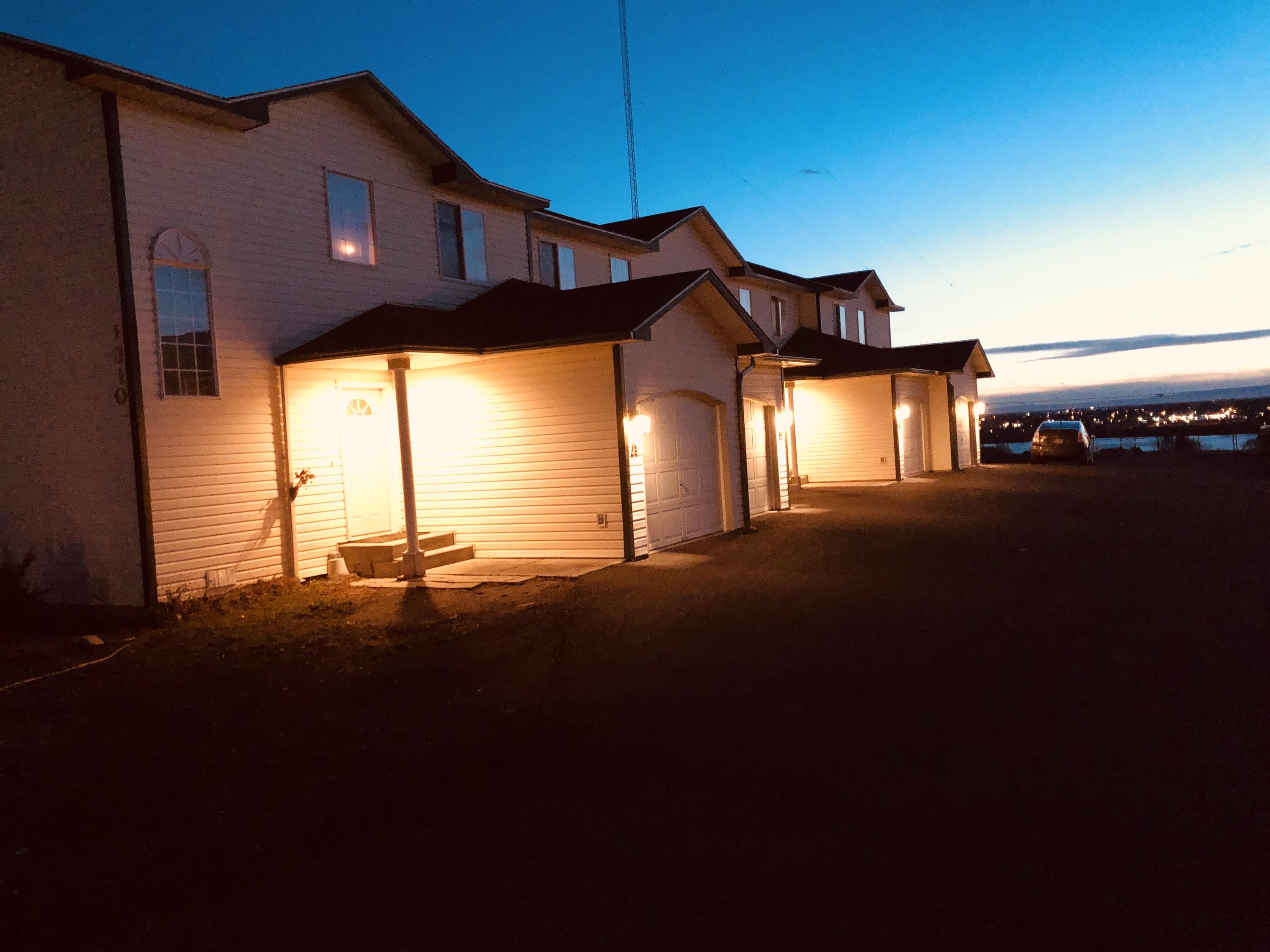 1310 South Skyline Drive - B